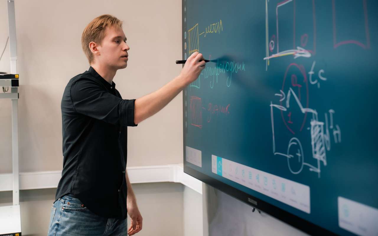 ПИШ ЛЭТИ запустила лабораторию в сфере экстремальной электроники будущего