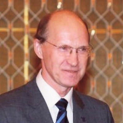 Ушаков Виктор Николаевич